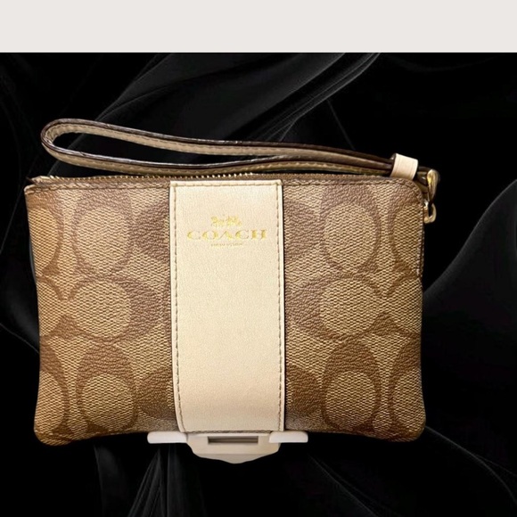 Authentic COACH Tan and Cream Signature Wristlet - Picture 1 of 4